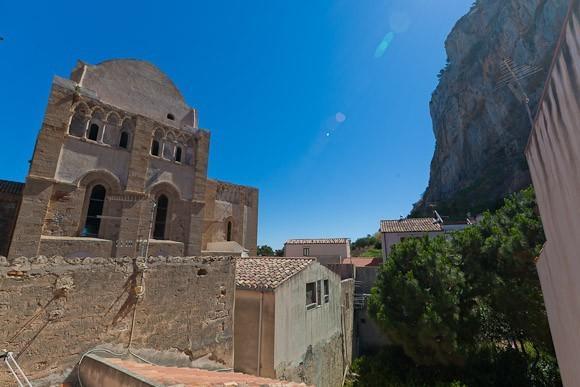 Terrazza Delle Mura Чефалу Стая снимка